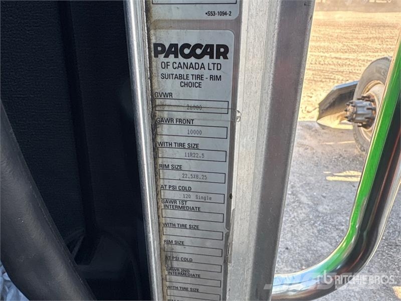 Peterbilt 335 Kabine i unutrašnjost