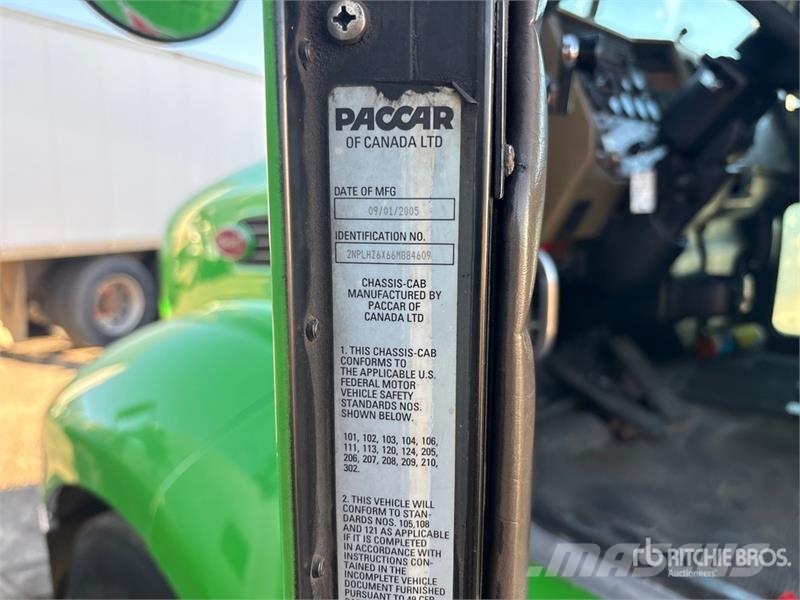 Peterbilt 335 Kabine i unutrašnjost