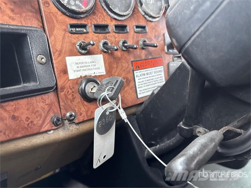 Peterbilt 335 Belediye / genel amaçli araçlar