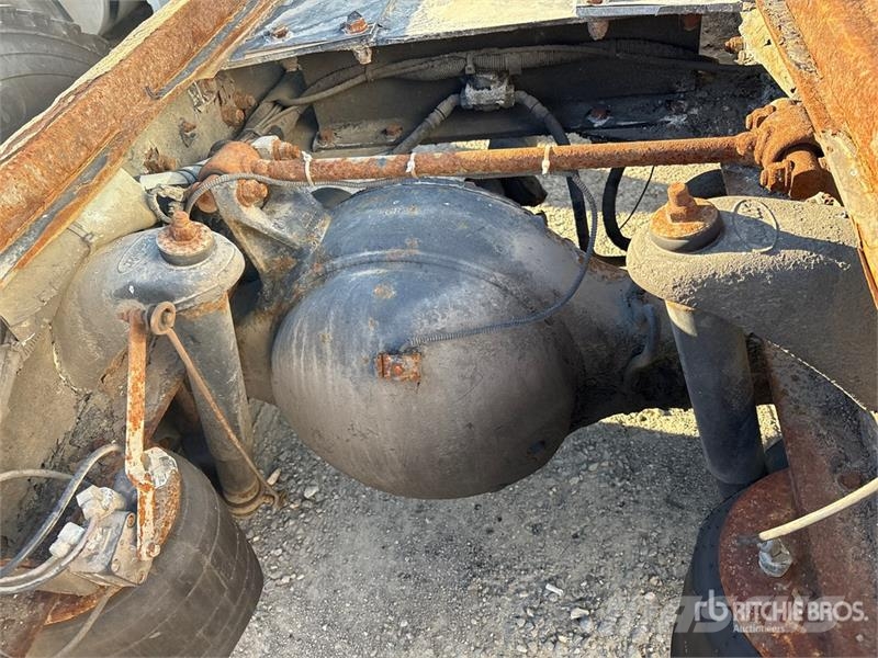 Peterbilt 335 Kabine i unutrašnjost