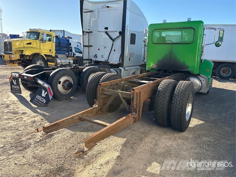 Peterbilt 335 Kabine i unutrašnjost