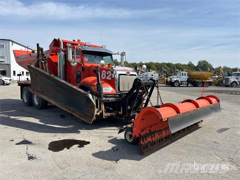 Peterbilt 335 6x4 Snow Plow Truck Komunalna vozila