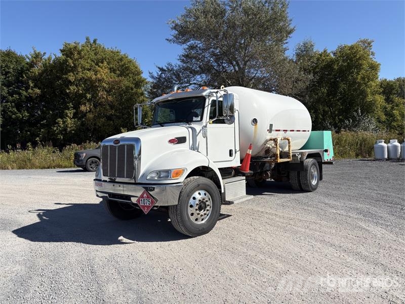 Peterbilt 348 4x2 Propane Delivery Truck 其他货车