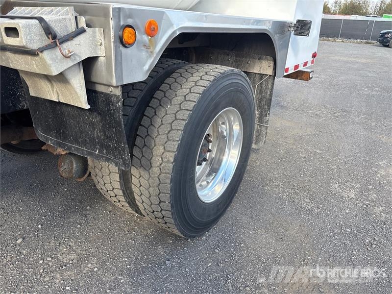 Peterbilt 348 4x2 Propane Delivery Truck Anders