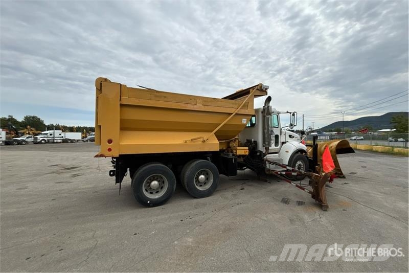 Peterbilt 348 6x4 Snow Plow Truck Pojazdy komunalne