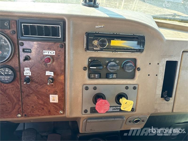 Peterbilt 357 2799 gal 4x2 Propane Delivery Truck Citi