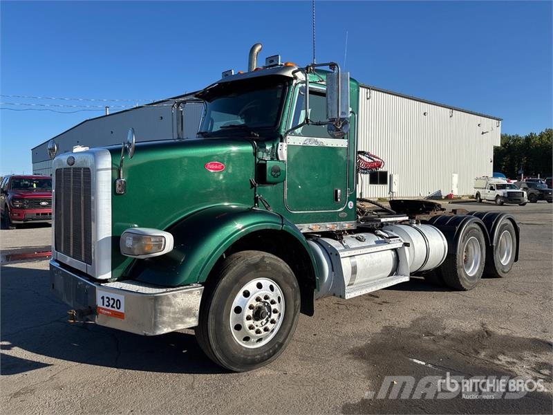 Peterbilt 365 Prime Movers
