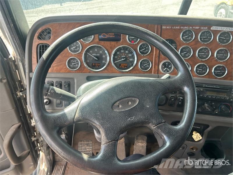 Peterbilt 365 Truck Tractor Units