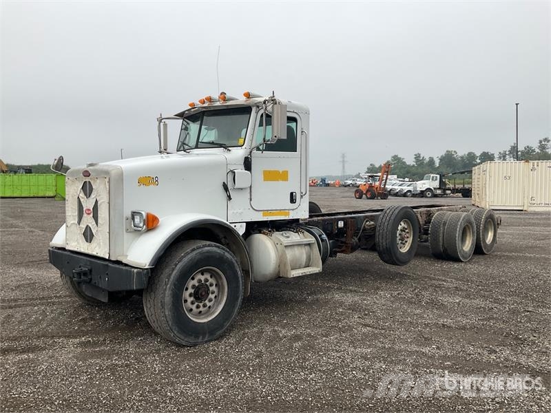 Peterbilt 365 8x4 Cab and Chassis Kabine i unutrašnjost