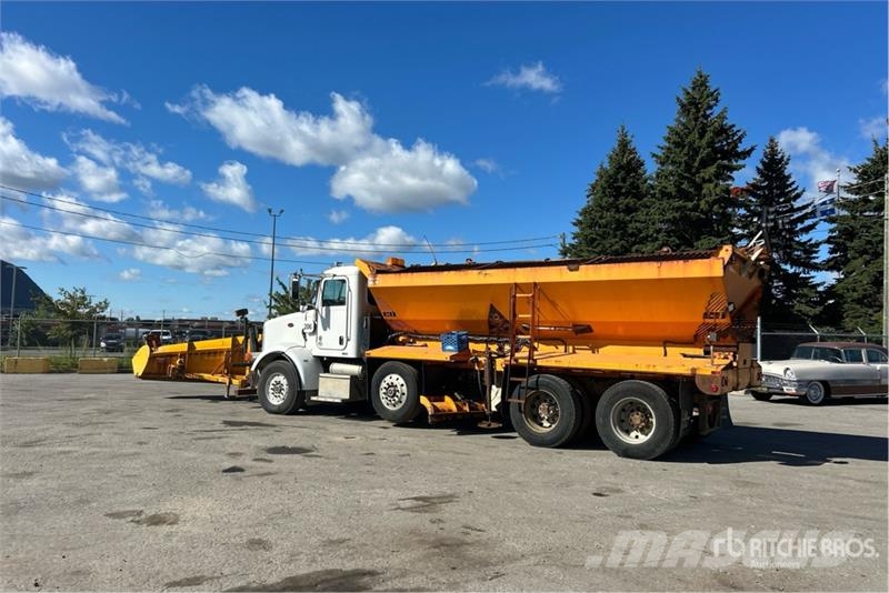 Peterbilt 365 8x4 Snow Plow Truck Municipal/vehicul cu uz general