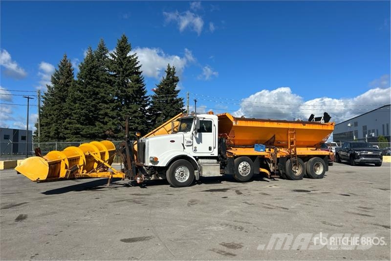 Peterbilt 365 8x4 Snow Plow Truck Municipal/vehicul cu uz general