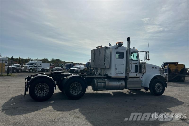 Peterbilt 367 Vetopöytäautot