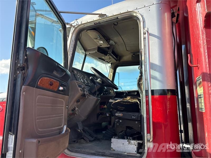 Peterbilt 367 Savivarčių priekabų vilkikai