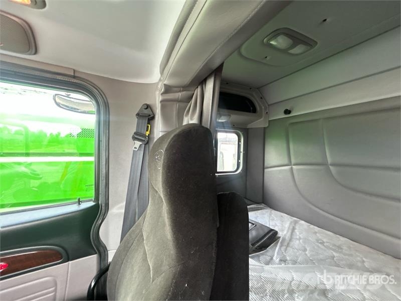Peterbilt 367 Prime Movers