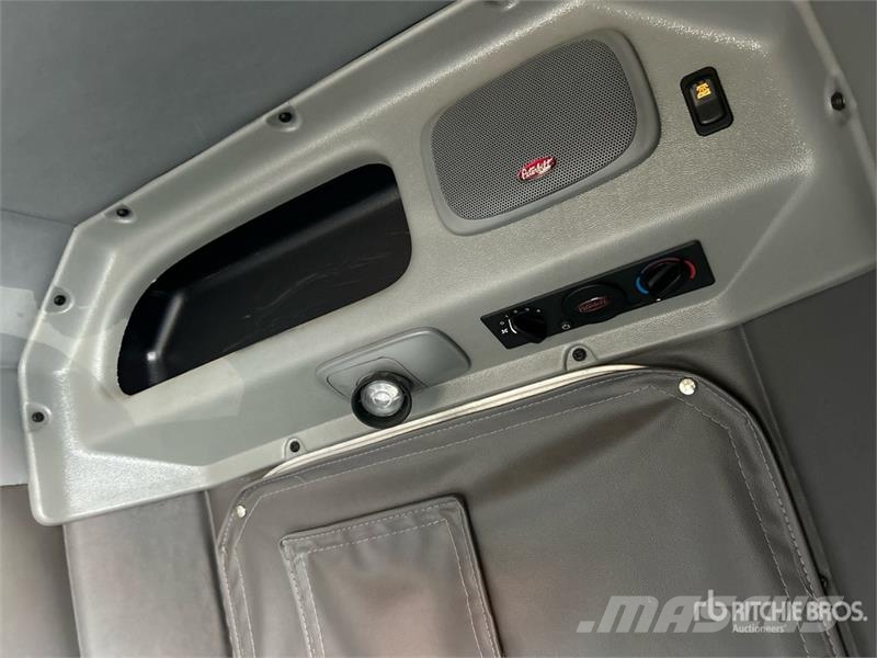 Peterbilt 367 Vetopöytäautot