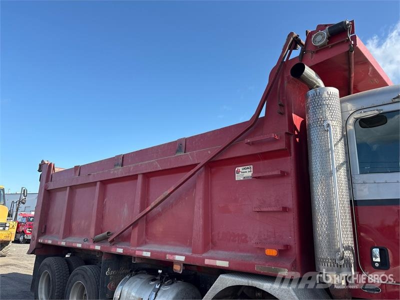 Peterbilt 367 Savivarčių priekabų vilkikai