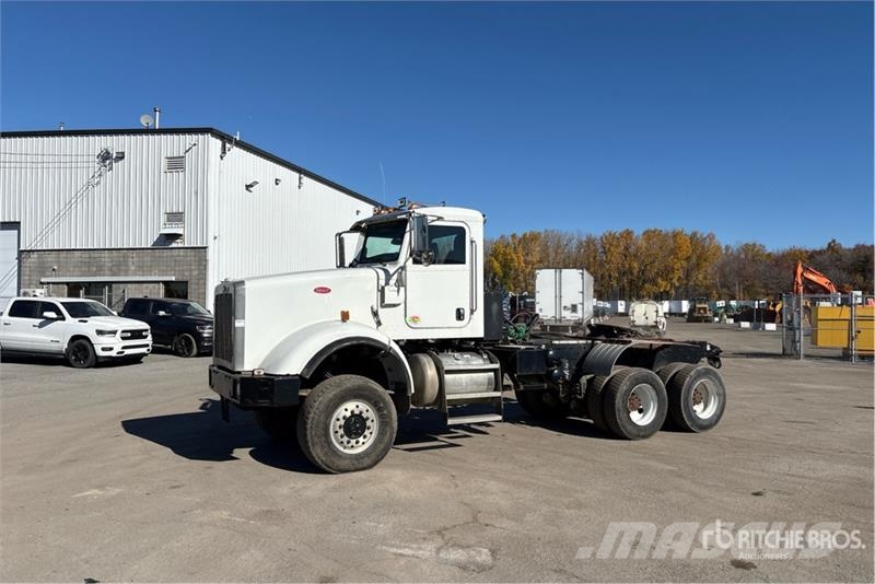 Peterbilt 367 Trekkers