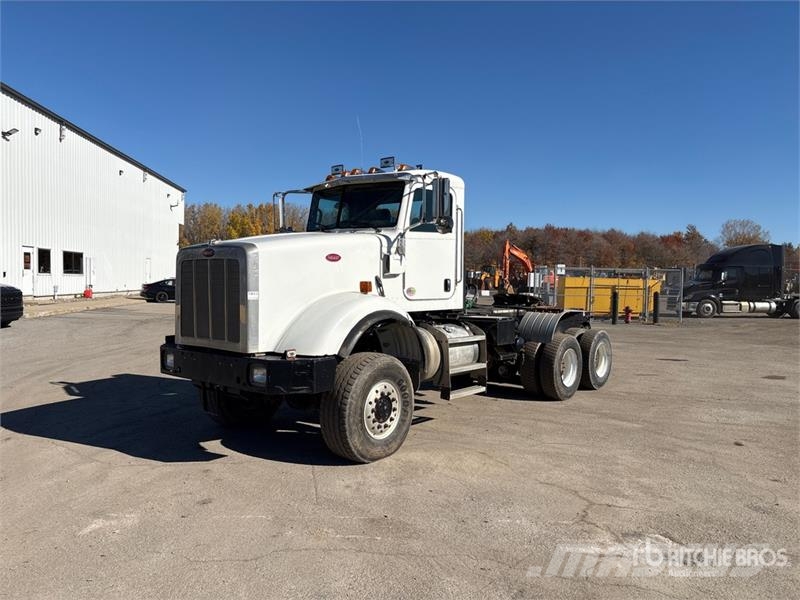 Peterbilt 367 Trekkers