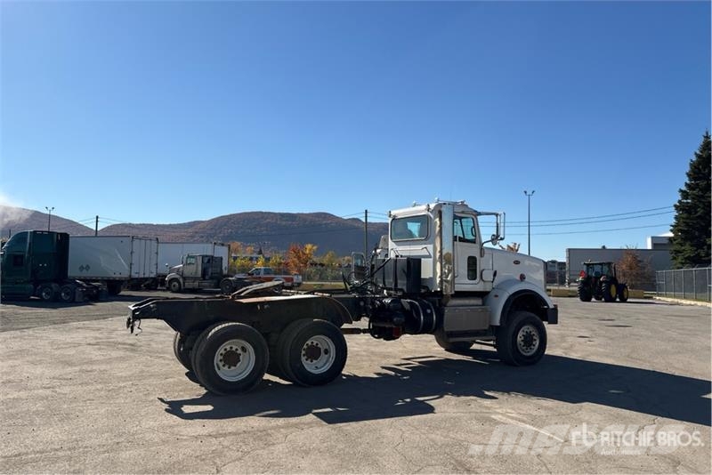 Peterbilt 367 Trekkers