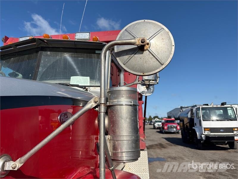 Peterbilt 367 Savivarčių priekabų vilkikai