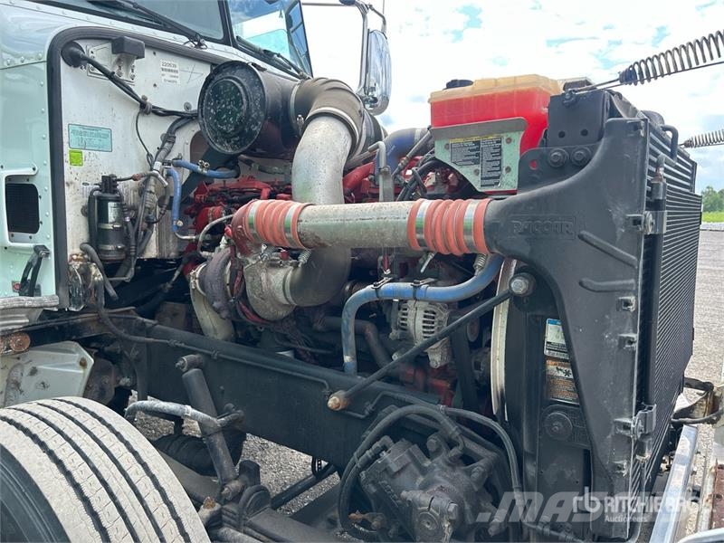 Peterbilt 367 Prime Movers