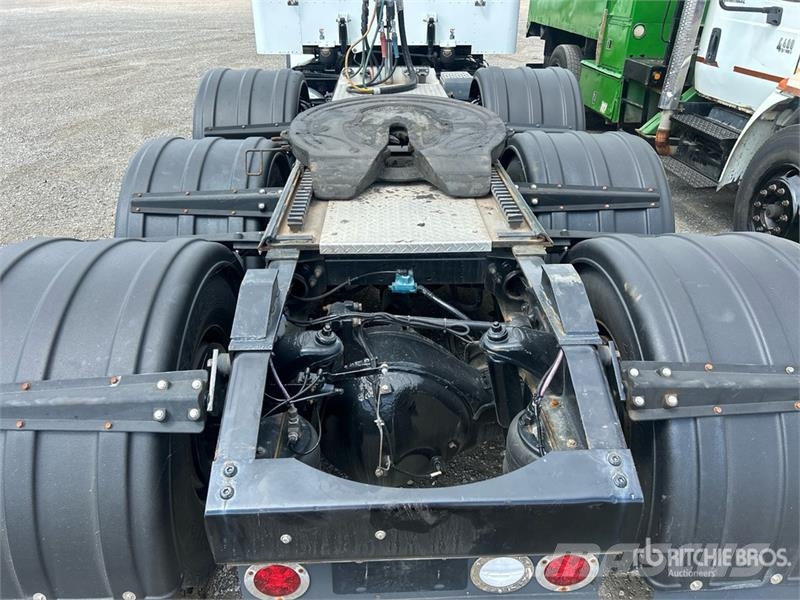 Peterbilt 367 Prime Movers