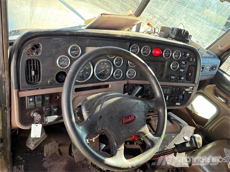 Peterbilt 367 Trekkvogner