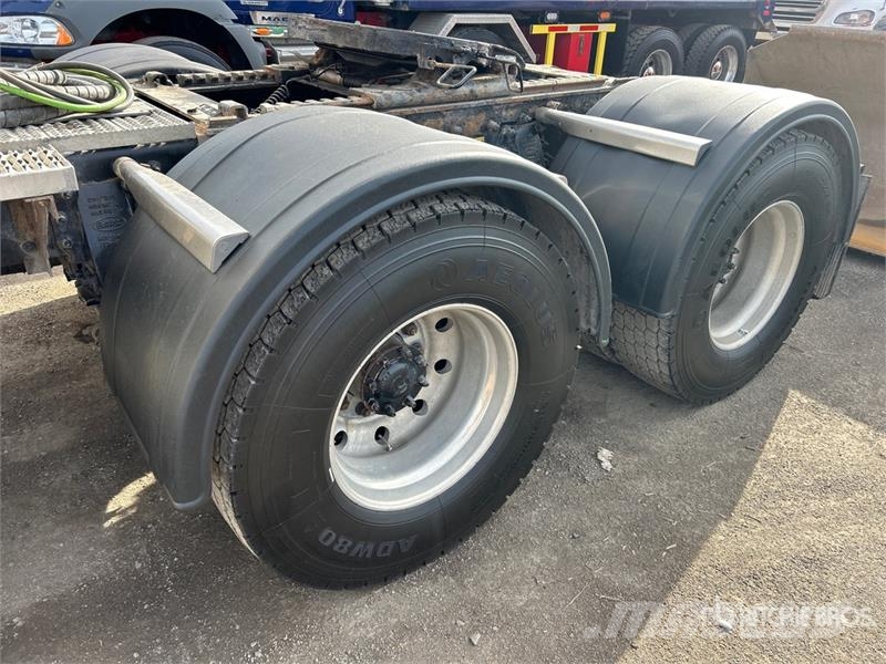 Peterbilt 367 Vetopöytäautot