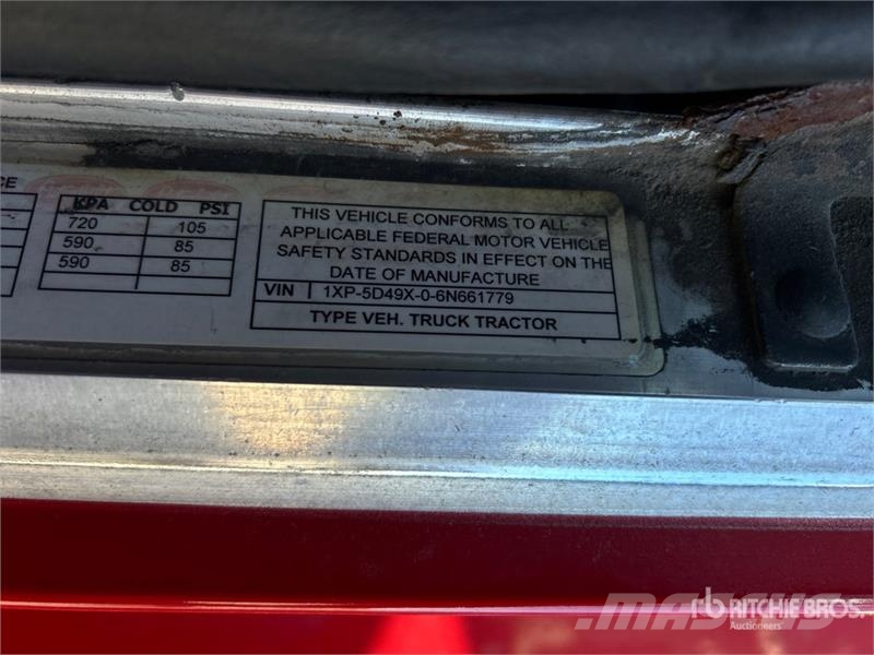 Peterbilt 379 Prime Movers