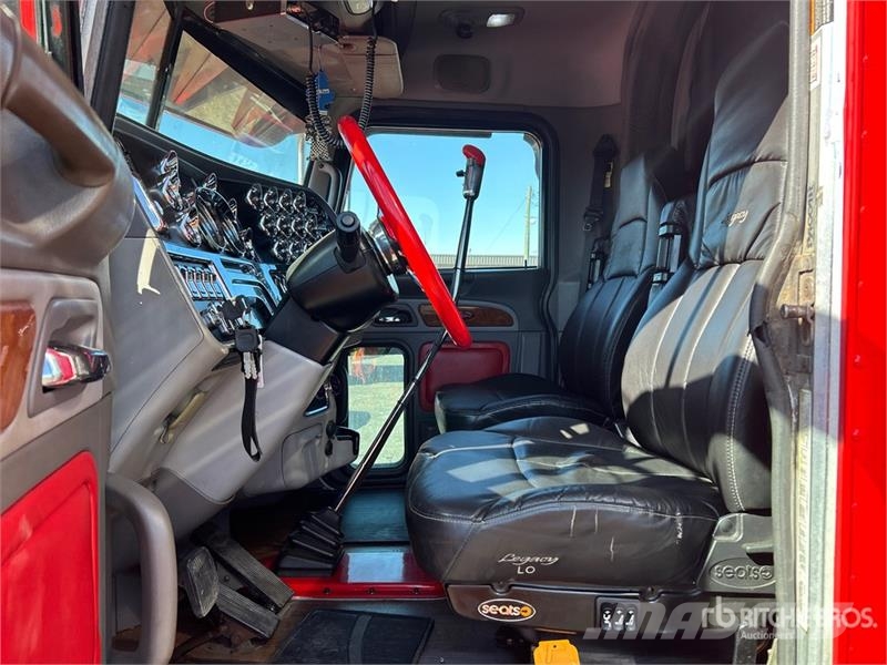 Peterbilt 379 Prime Movers