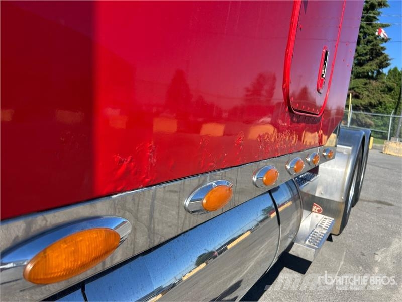 Peterbilt 379 Prime Movers