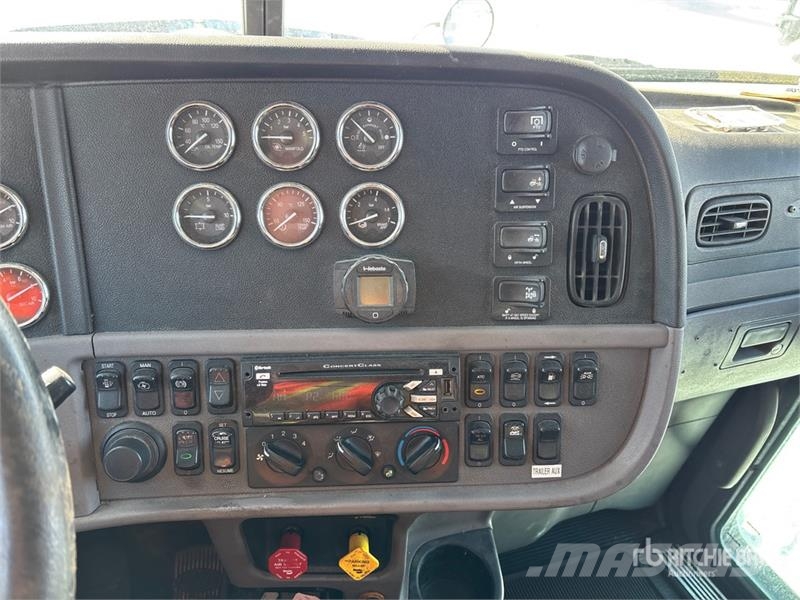 Peterbilt 384 Camiones tractor