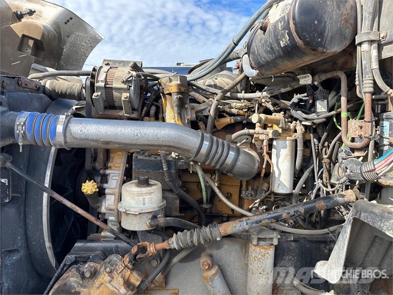 Peterbilt 387 6x4 Cab and Chassis Cabine en interieur