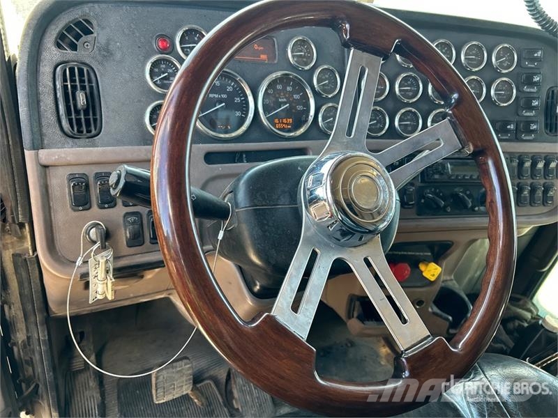 Peterbilt 388 Motrici e Trattori Stradali