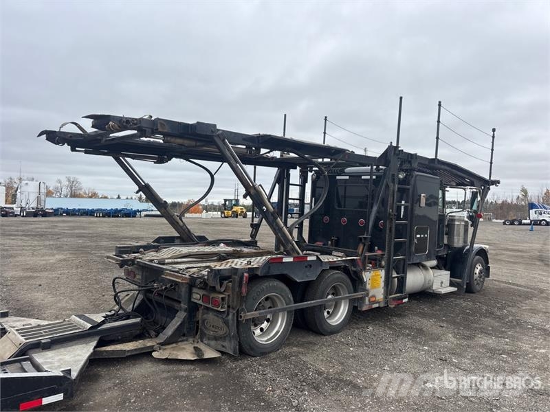 Peterbilt 388 Autotransporteri