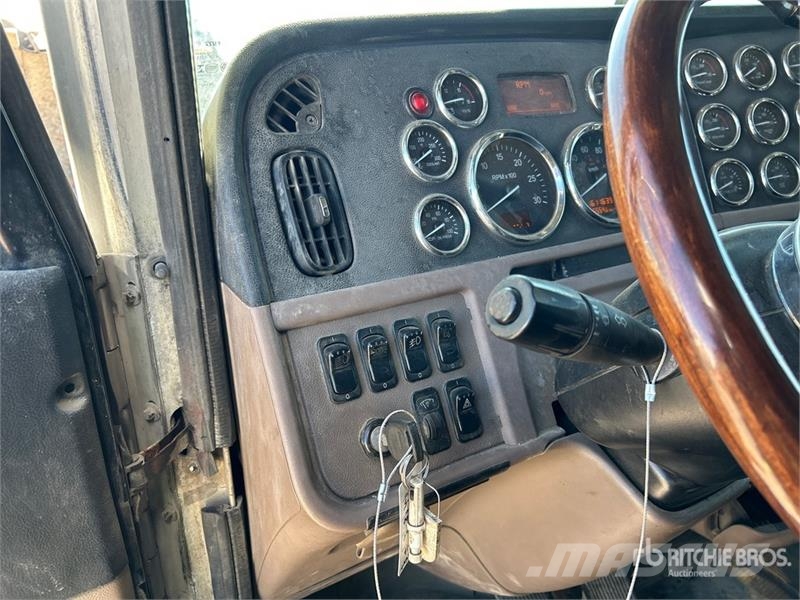Peterbilt 388 Motrici e Trattori Stradali