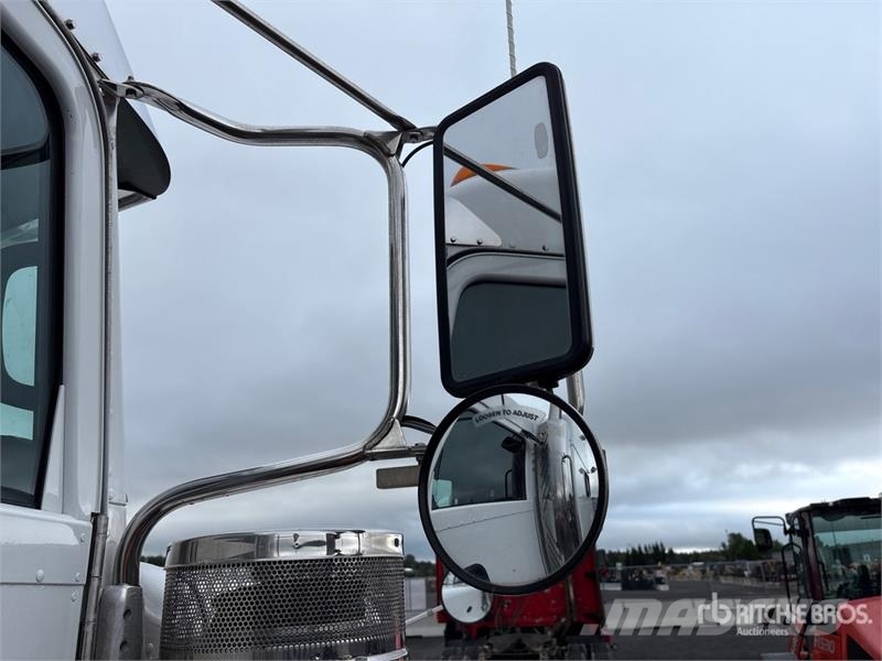 Peterbilt 389 Autotractoare