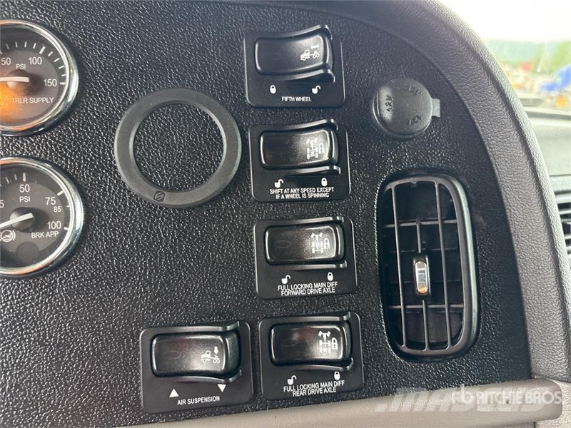 Peterbilt 389 Autotractoare