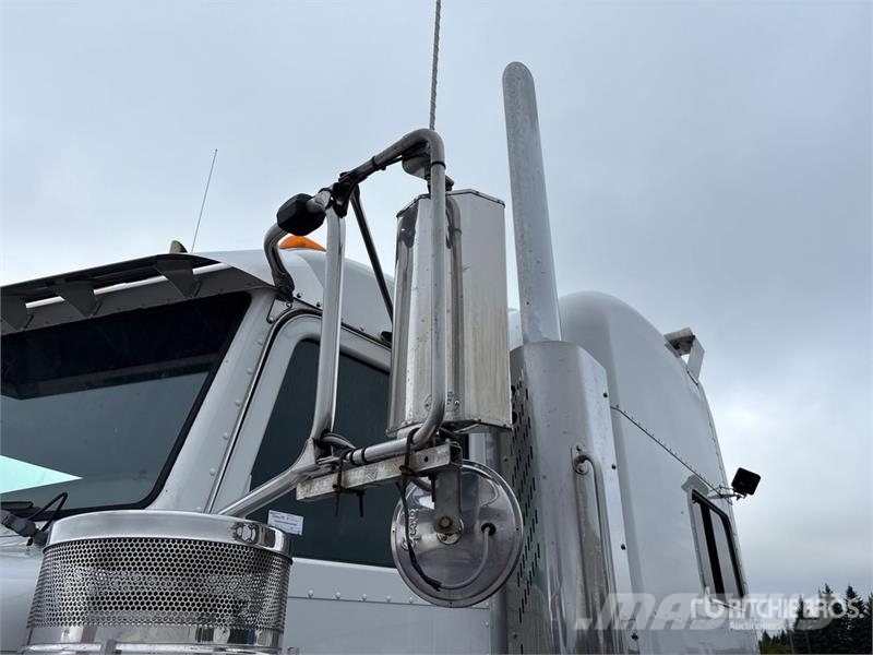 Peterbilt 389 Autotractoare