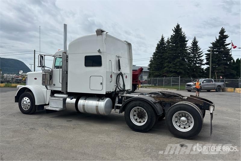 Peterbilt 389 Tahače