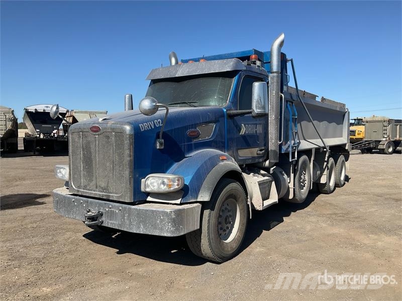 Peterbilt 567 Pašizgāzējs