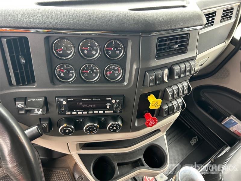 Peterbilt 567 Влекачи