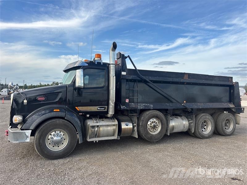 Peterbilt 567 自卸式货车
