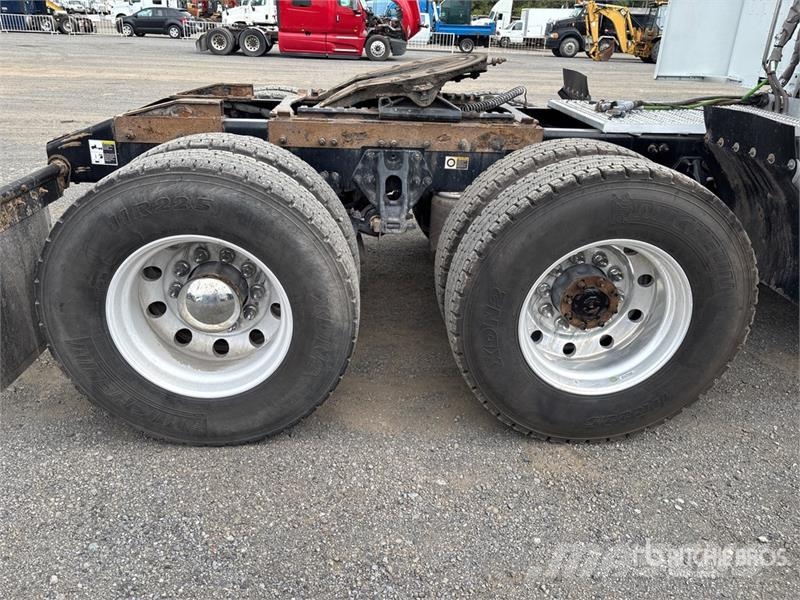 Peterbilt 567 트랙터 유닛