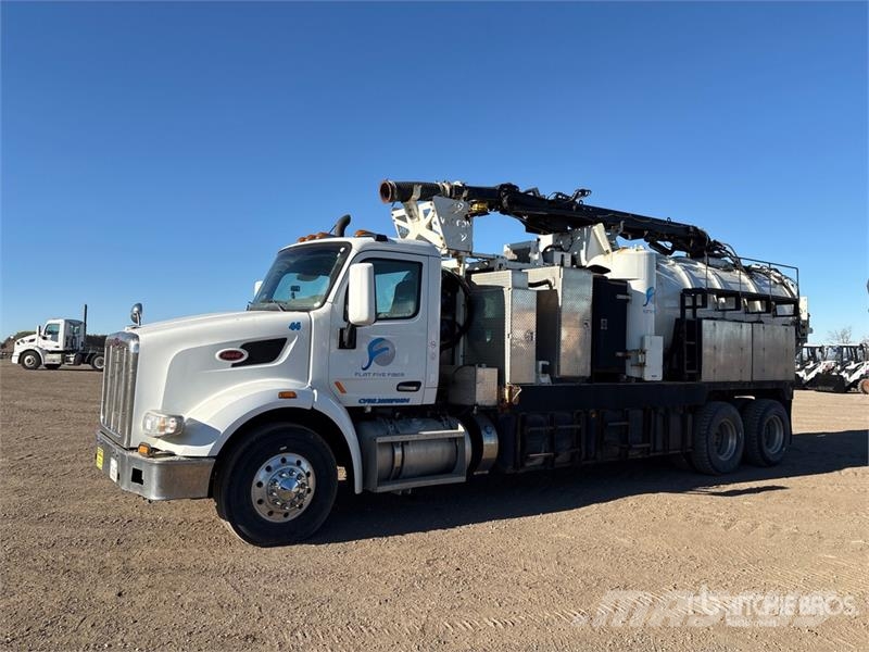 Peterbilt 567 Kolkenzuigers