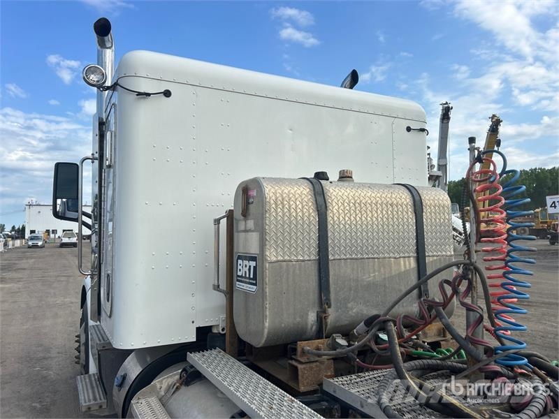 Peterbilt 567 Prime Movers