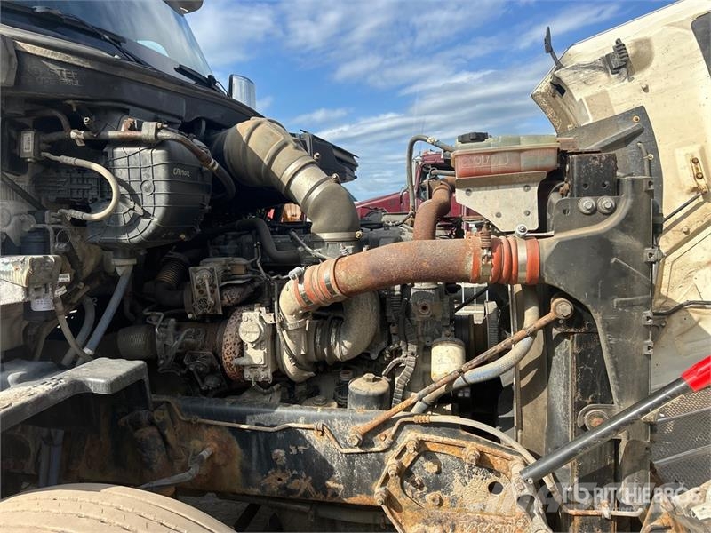 Peterbilt 567 Prime Movers