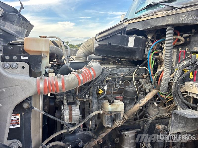 Peterbilt 567 自卸式货车