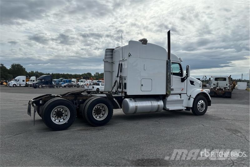 Peterbilt 567 Tahače