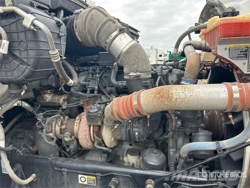 Peterbilt 567 Влекачи